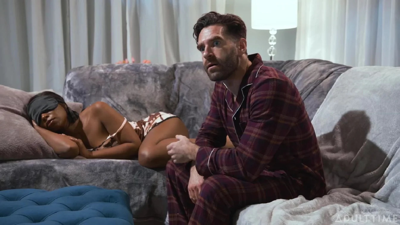 AdultTime Lily Starfire Daddys Girl Mama Mustnt Catch Us XXX